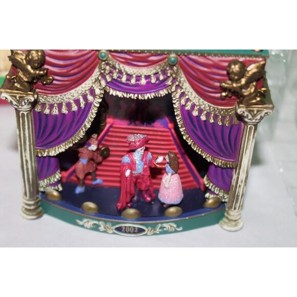 Carlton Heirloom Phantom Of The Opera Masquerade Dated 2002 Fourth Series #97 - Picture 2 of 8